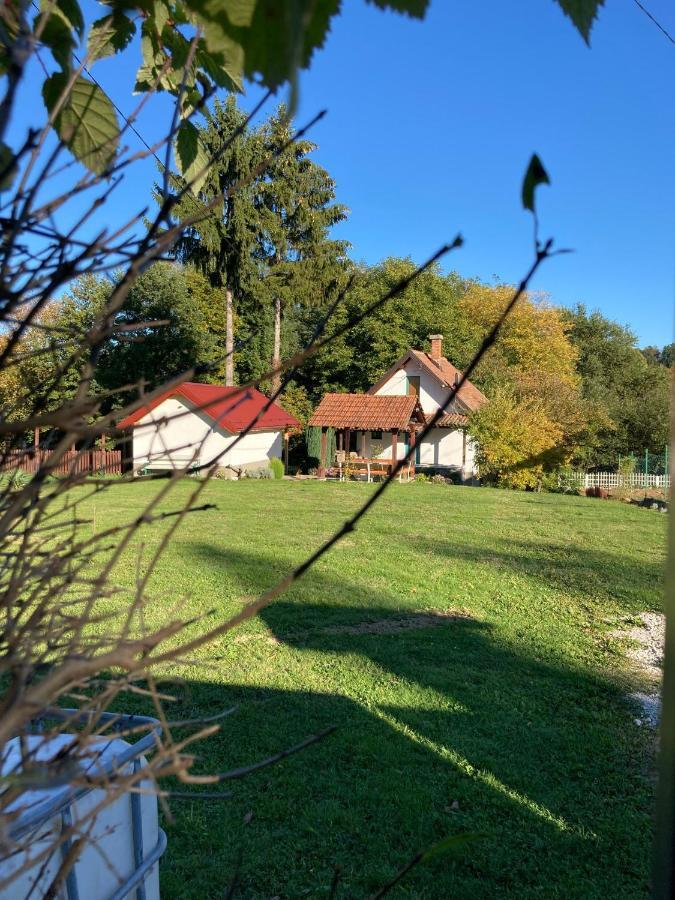 Holiday Home Tunnel Ravne Visoko Exterior foto